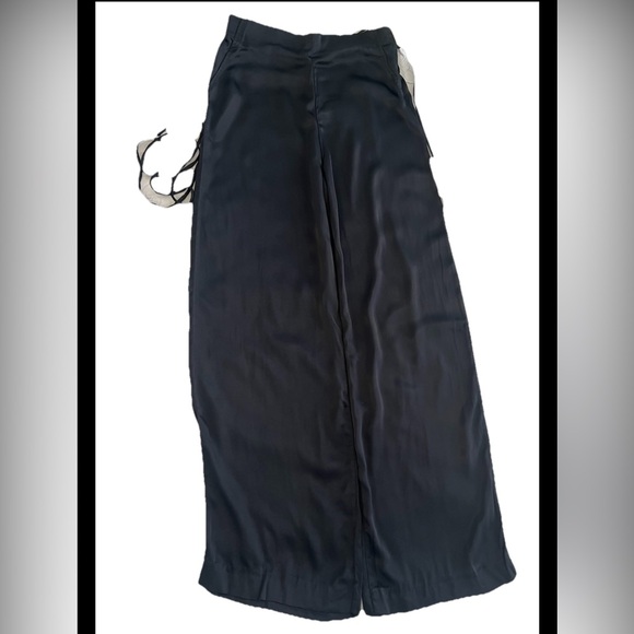 Zara Pants - SOLD** Zara Womens Black Satin Wide-Leg Pants Size S (0585)